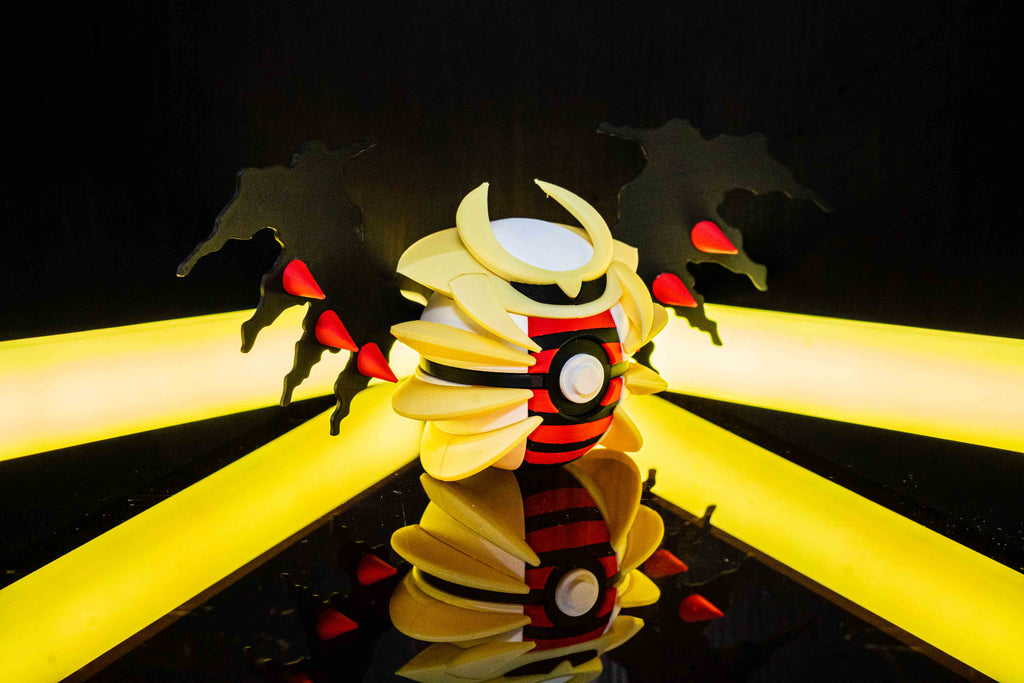 Giratina - Poke ball
